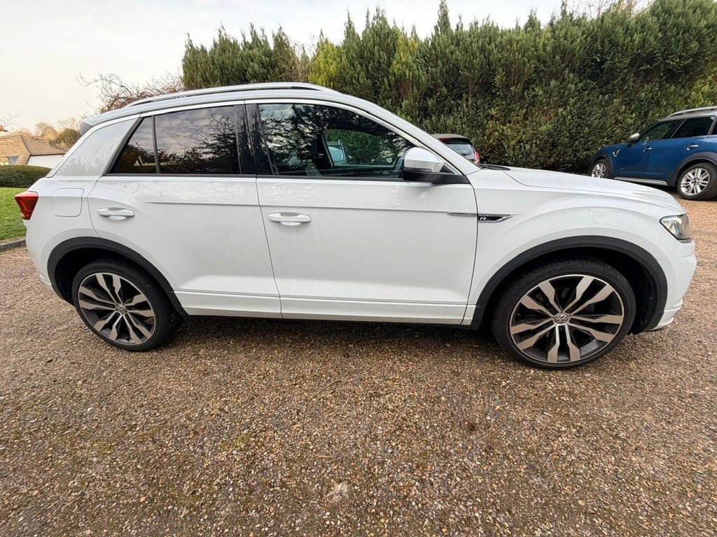 Used Volkswagen T-Roc 2019 for sale - 77990940: Photo 2