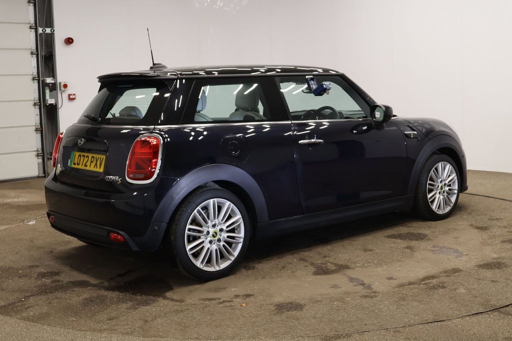 Used MINI Hatch 2022 for sale - 77936342: Photo 7