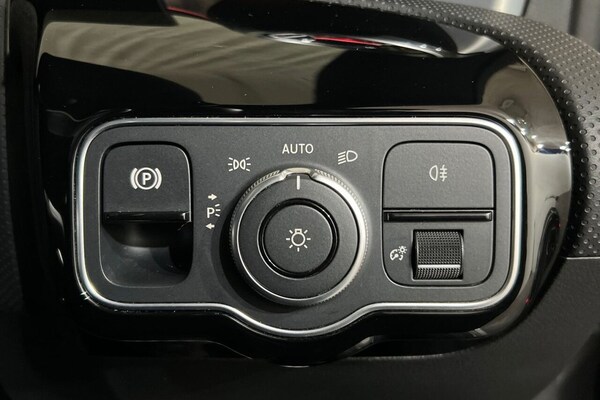 Used Mercedes-Benz CLA 2023 for sale - 75641979: Photo 37