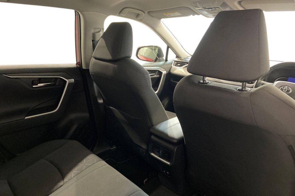 Used Toyota RAV4 2021 for sale - 76345314: Photo 10