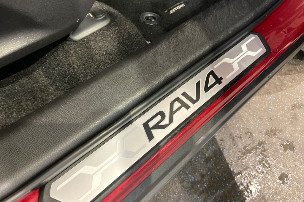 Used Toyota RAV4 2021 for sale - 76345314: Photo 40