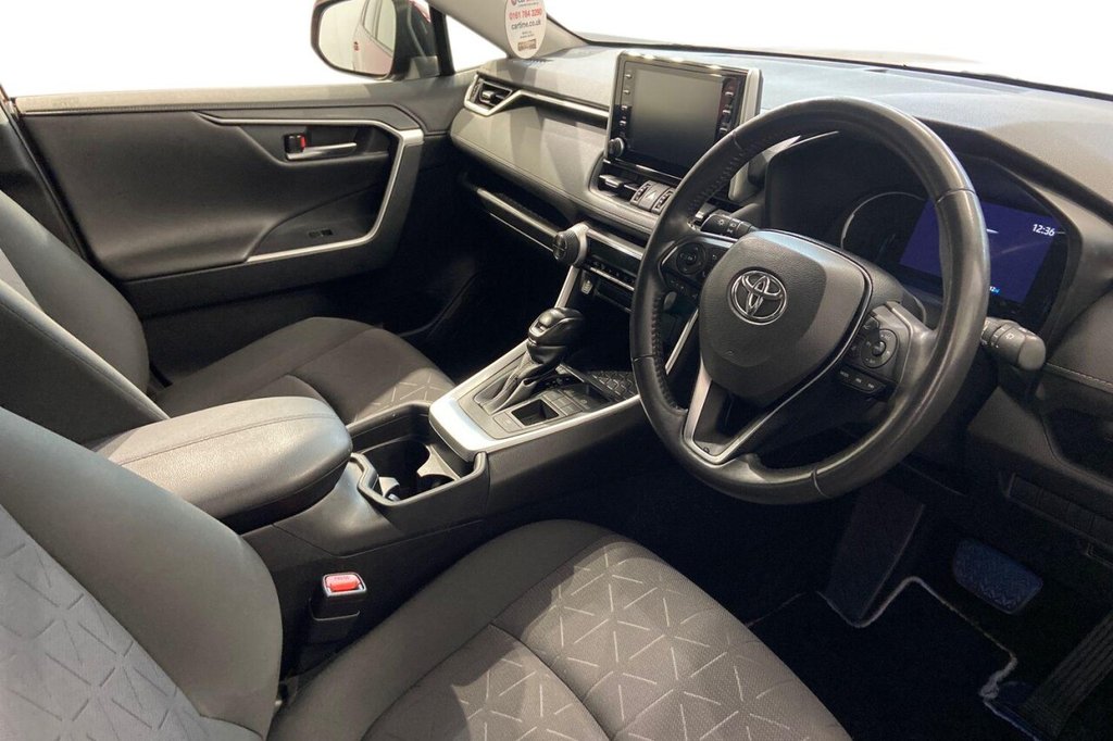Used Toyota RAV4 2021 for sale - 76345314: Photo 9