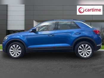 Used Volkswagen T-Roc 2019 for sale - 78850429: Photo