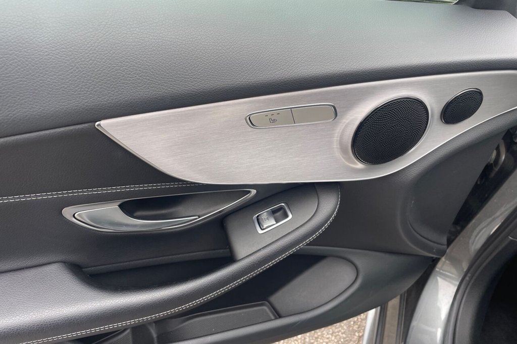 Used Mercedes-Benz C Class 2019 for sale - 76185460: Photo 17