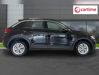 Used Volkswagen T-Roc 2022 for sale - 79059536: Photo
