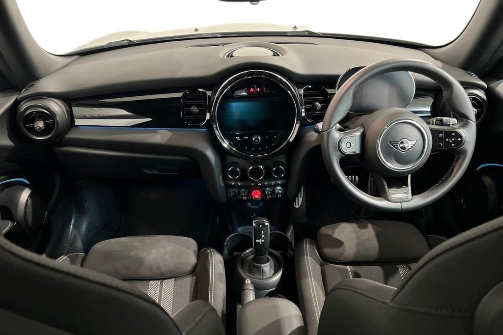 Used MINI Hatch 2023 for sale - 77703617: Photo 12