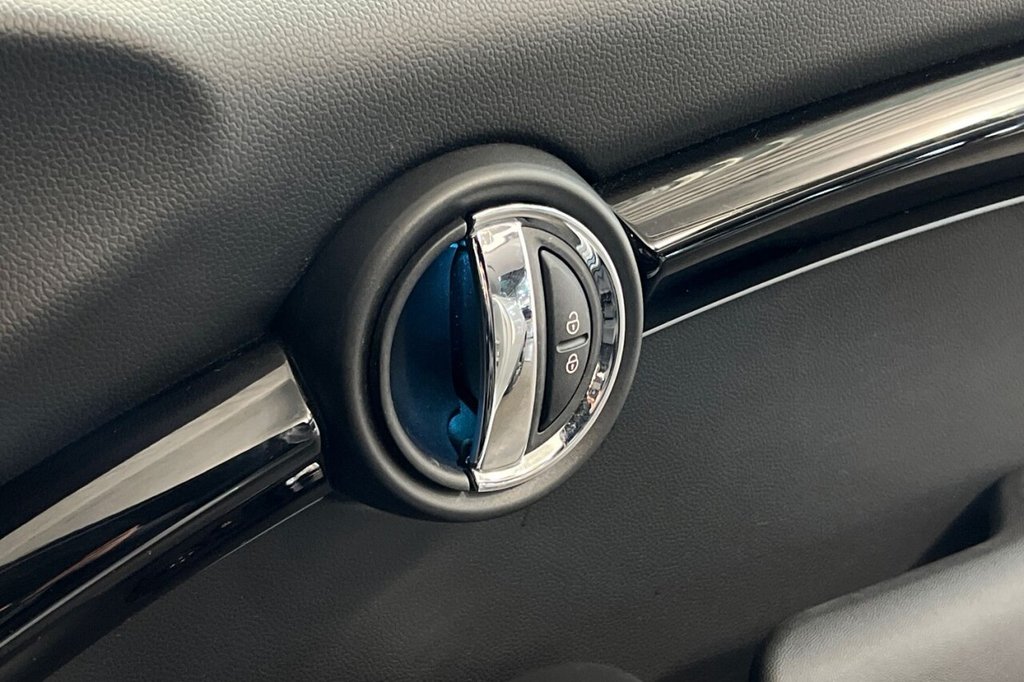 Used MINI Hatch 2023 for sale - 77703617: Photo 39