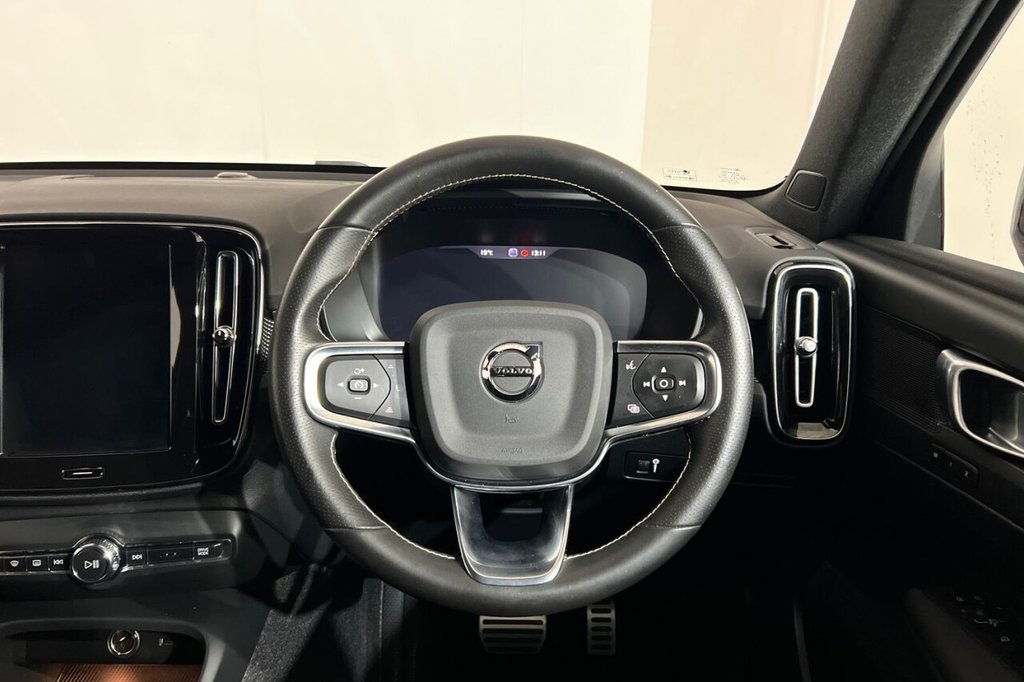 Used Volvo XC40 2020 for sale - 77212364: Photo 25