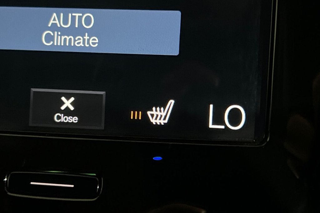 Used Volvo XC40 2020 for sale - 77212364: Photo 34