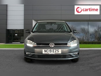 Used Volkswagen Golf 2019 for sale - 75947890: Photo