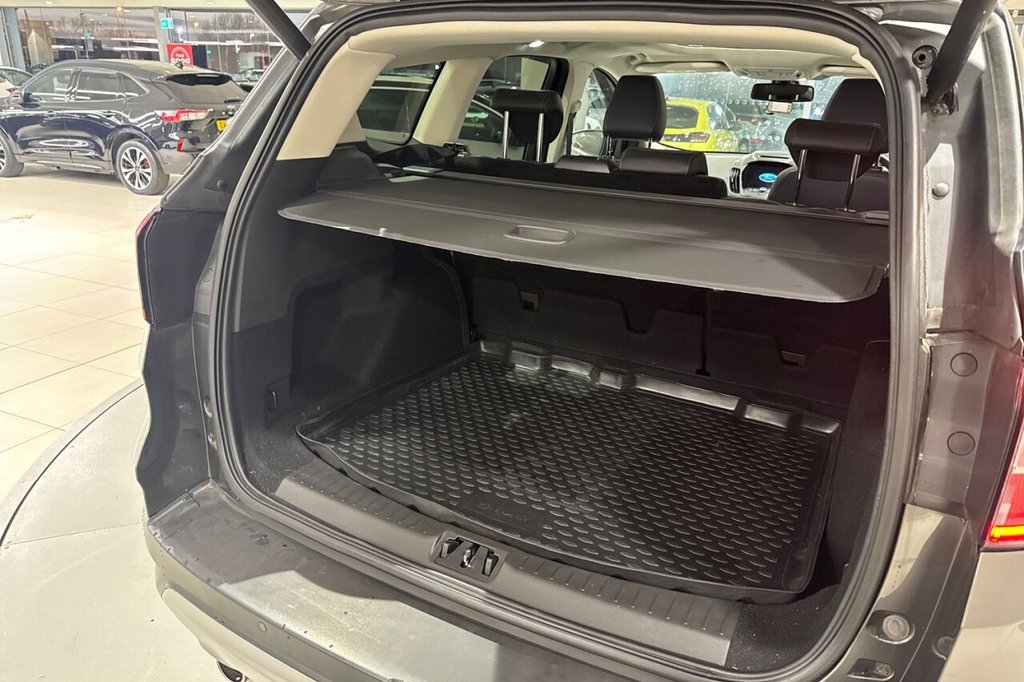 Used Ford Kuga 2017 for sale - 76429671: Photo 37