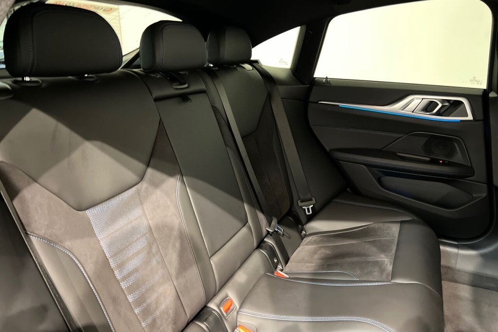 Used BMW i4 2022 for sale - 77341350: Photo 23