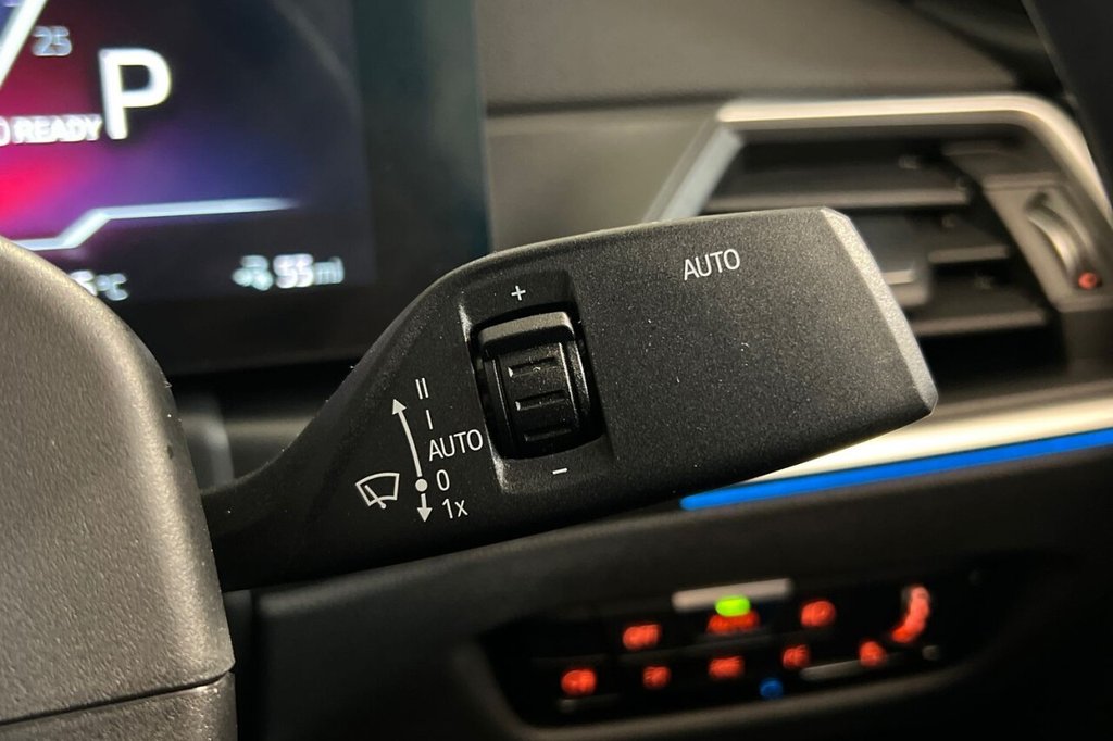 Used BMW i4 2022 for sale - 77341350: Photo 28