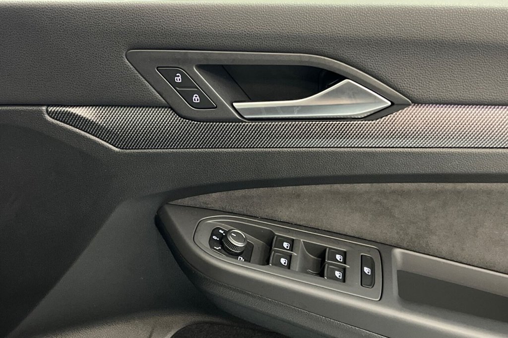 Used Volkswagen Golf 2024 for sale - 76642249: Photo 38