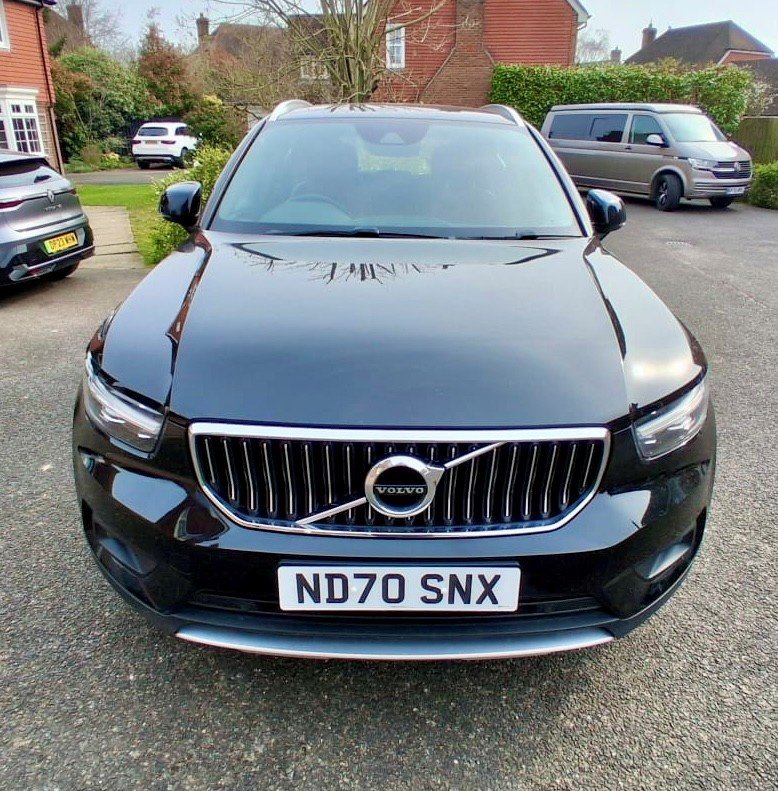 Used Volvo XC40 2021 for sale - 77991469: Photo 2