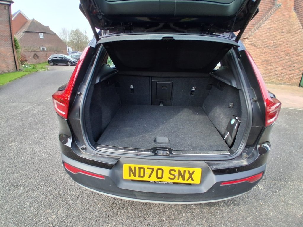 Used Volvo XC40 2021 for sale - 77991469: Photo 9