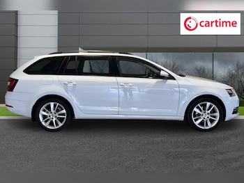 Used Skoda Octavia 2019 for sale - 78350409: Photo