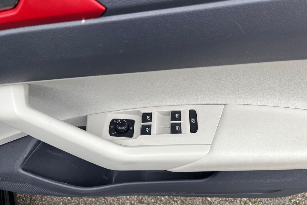 Used Volkswagen Polo 2019 for sale - 77594625: Photo 21