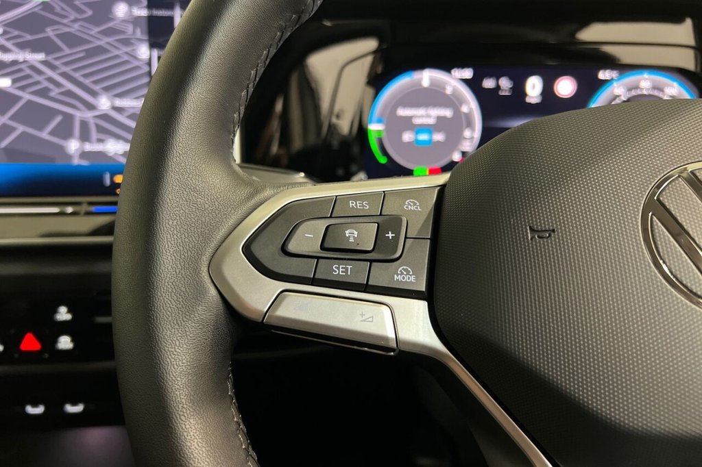 Used Volkswagen Golf 2024 for sale - 76973387: Photo 24