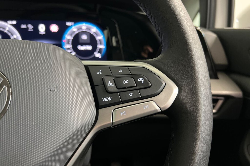 Used Volkswagen Golf 2024 for sale - 76973387: Photo 25