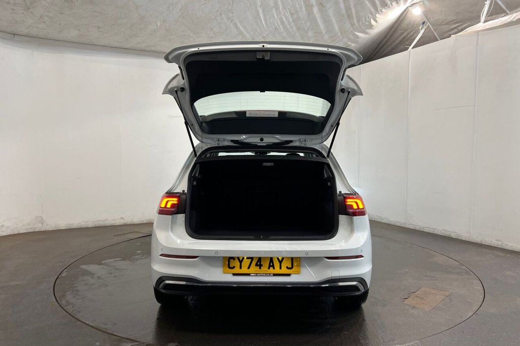 Used Volkswagen Golf 2024 for sale - 76973387: Photo 43