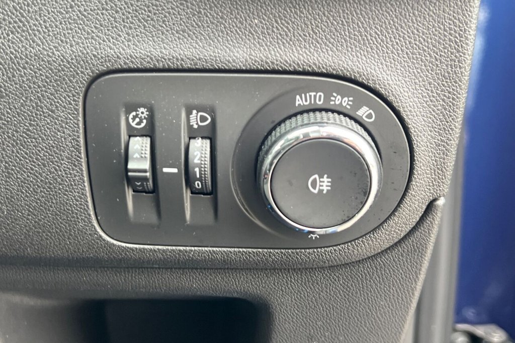 Used Vauxhall Crossland 2021 for sale - 76132740: Photo 30