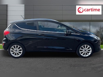 Used Ford Fiesta 2018 for sale - 75596852: Photo