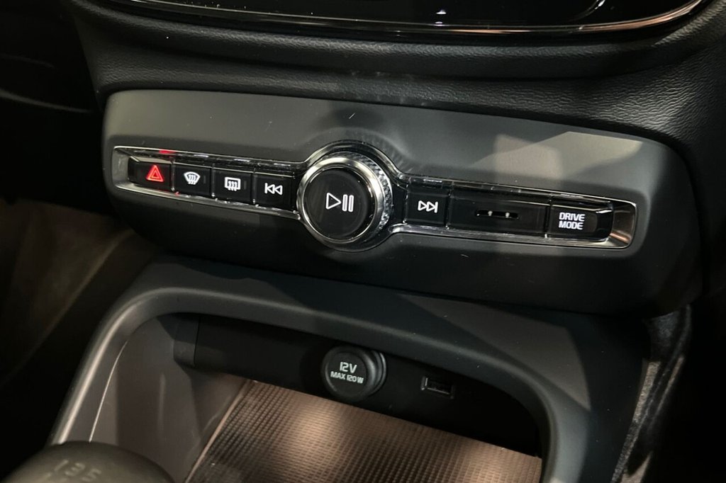 Used Volvo XC40 2021 for sale - 78166954: Photo 34