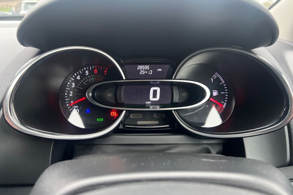 Used Renault Clio 2019 for sale - 77571971: Photo 15