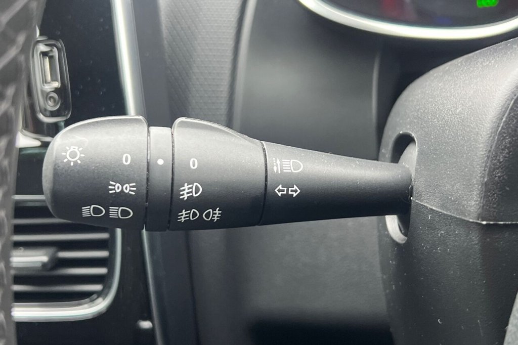 Used Renault Clio 2019 for sale - 77571971: Photo 36