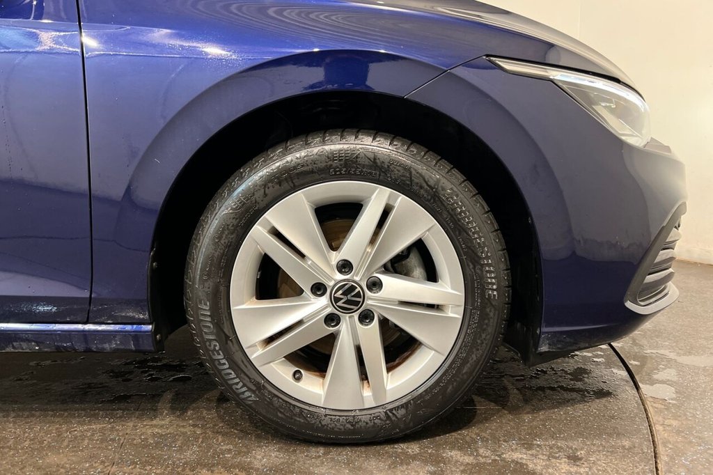 Used Volkswagen Golf 2021 for sale - 76642059: Photo 14
