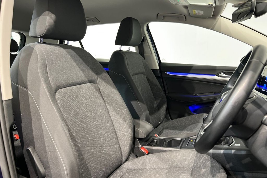 Used Volkswagen Golf 2021 for sale - 76642059: Photo 21