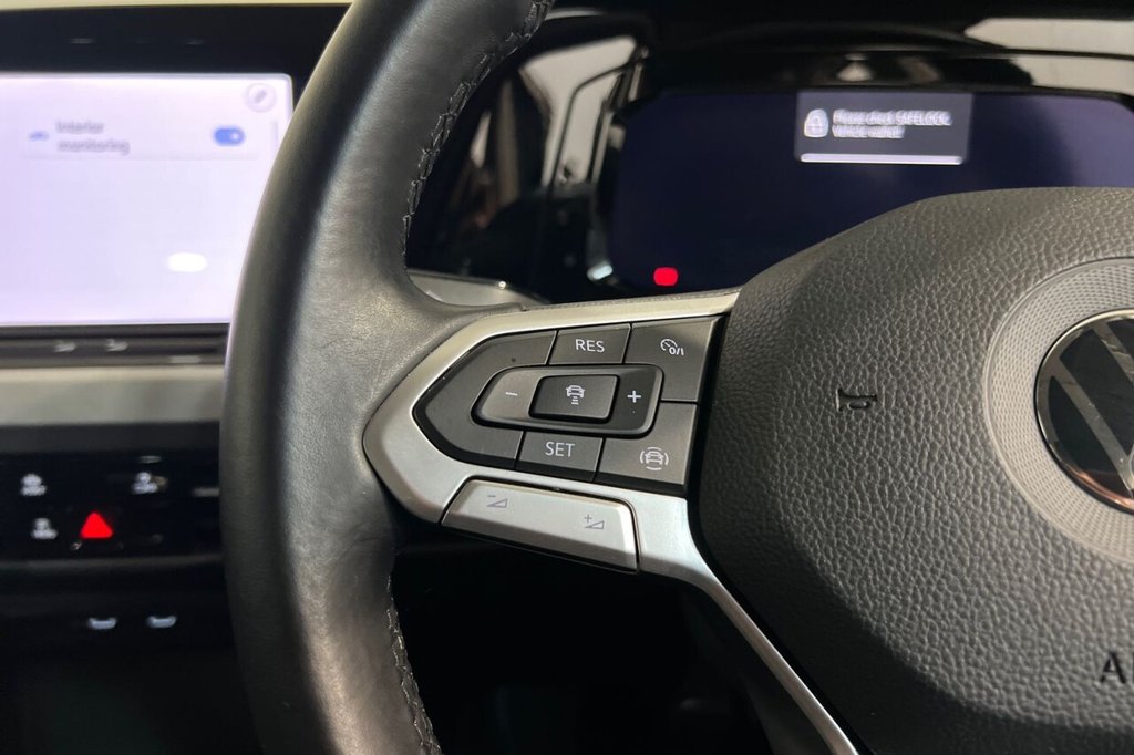 Used Volkswagen Golf 2021 for sale - 76642059: Photo 24