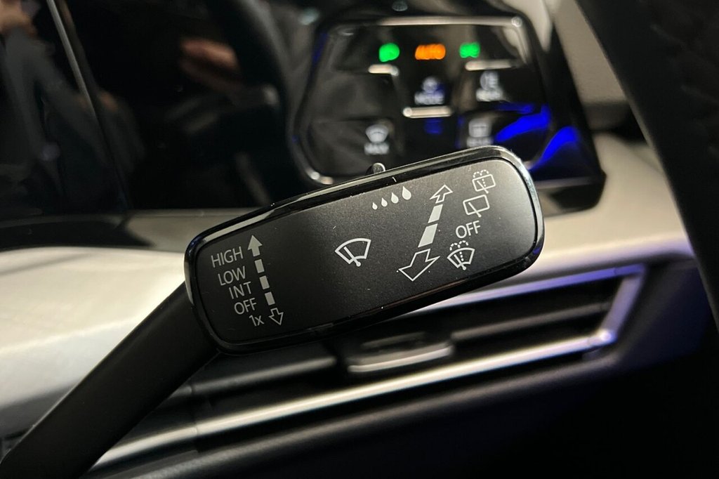 Used Volkswagen Golf 2021 for sale - 76642059: Photo 27