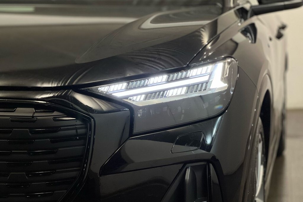 Used Audi Q4 e-tron 2023 for sale - 77139342: Photo 16