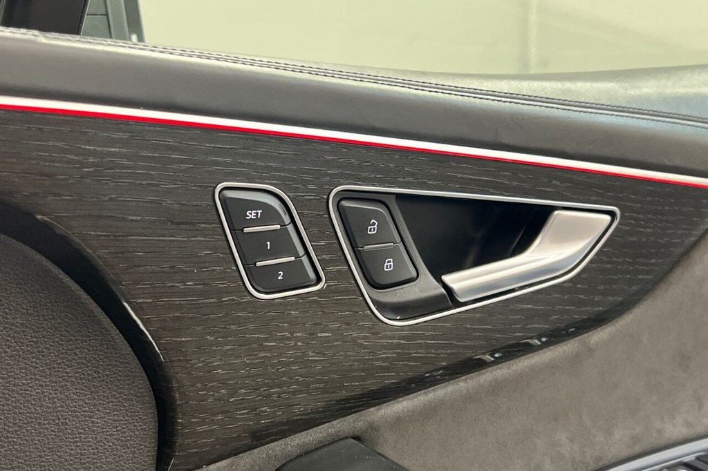 Used Audi Q7 2020 for sale - 77226673: Photo 46