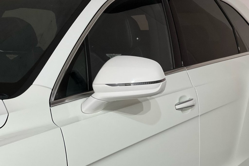 Used Bentley Bentayga 2017 for sale - 76731160: Photo 16