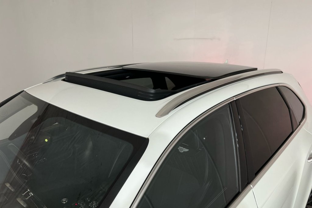 Used Bentley Bentayga 2017 for sale - 76731160: Photo 18