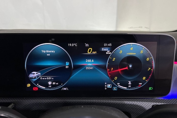 Used Mercedes-Benz CLA 2023 for sale - 75548251: Photo 15