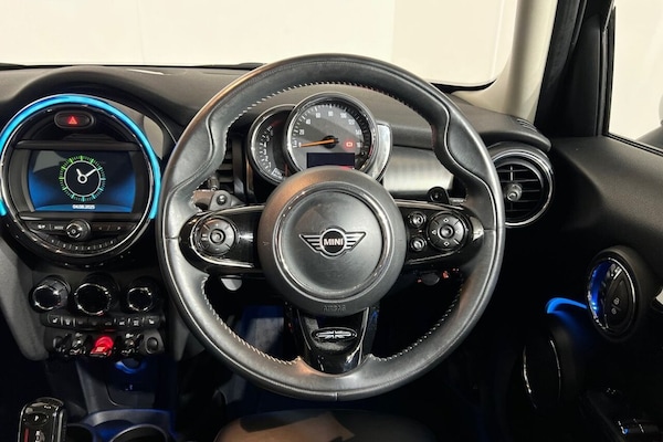 Used MINI Hatch 2019 for sale - 75473424: Photo 23