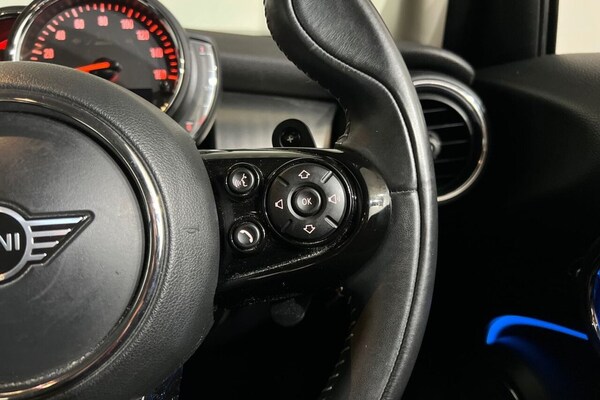 Used MINI Hatch 2019 for sale - 75473424: Photo 25