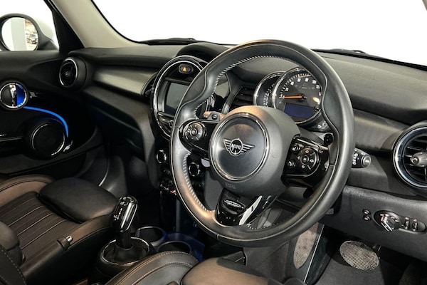Used MINI Hatch 2019 for sale - 75473424: Photo 9