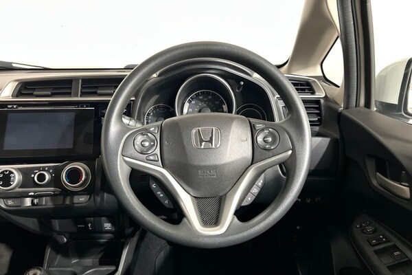 Used Honda Jazz 2019 for sale - 76202780: Photo 24