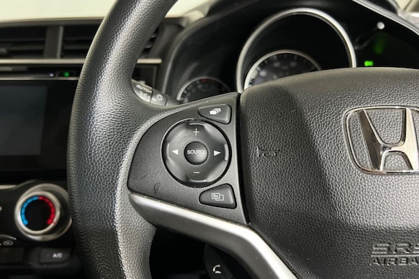 Used Honda Jazz 2019 for sale - 76202780: Photo 25
