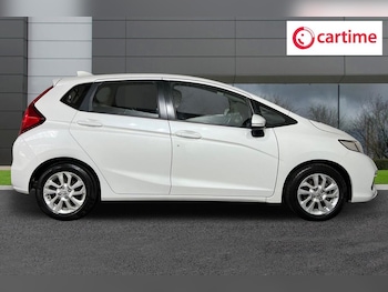 Used Honda Jazz 2019 for sale - 76202780: Photo 2