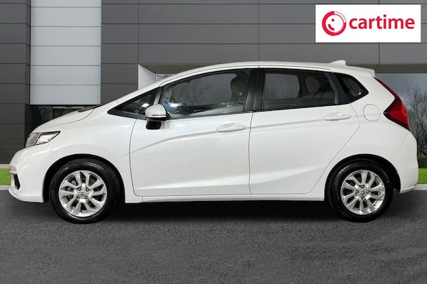 Used Honda Jazz 2019 for sale - 76202780: Photo 3