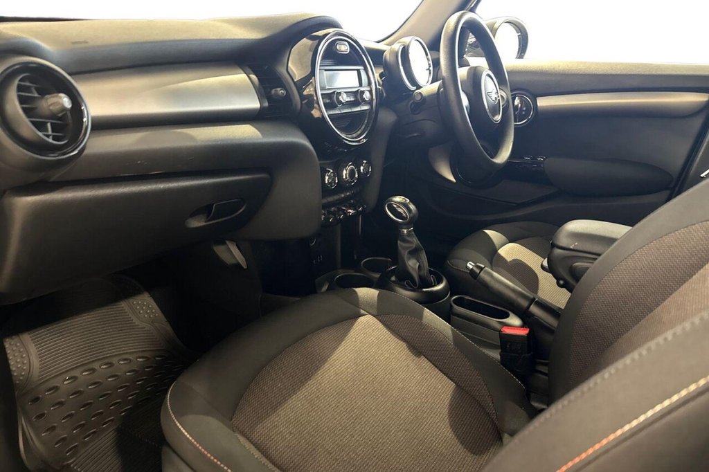 Used MINI Hatch 2018 for sale - 76900381: Photo 11