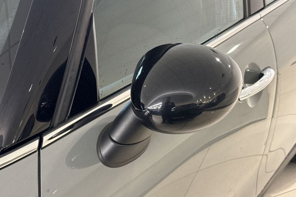 Used MINI Hatch 2018 for sale - 76900381: Photo 25