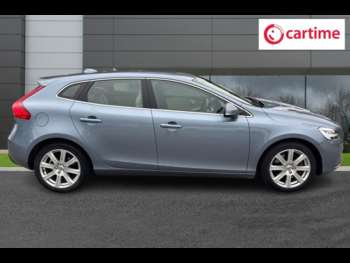 Used Volvo V40 2018 for sale - 75062313: Photo
