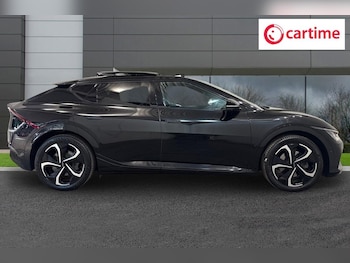 Used Kia EV6 2023 for sale - 79209740: Photo